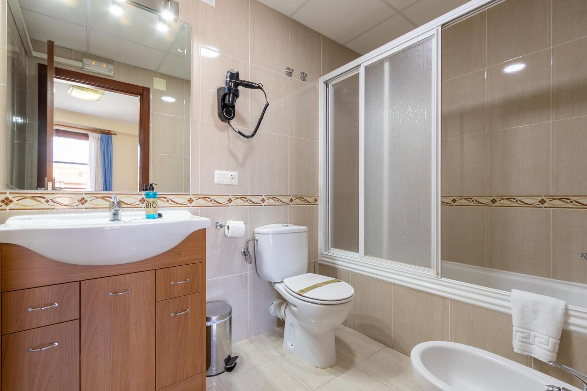 Insidehome Zaravencia Plaza Mayor Toro Exterior photo