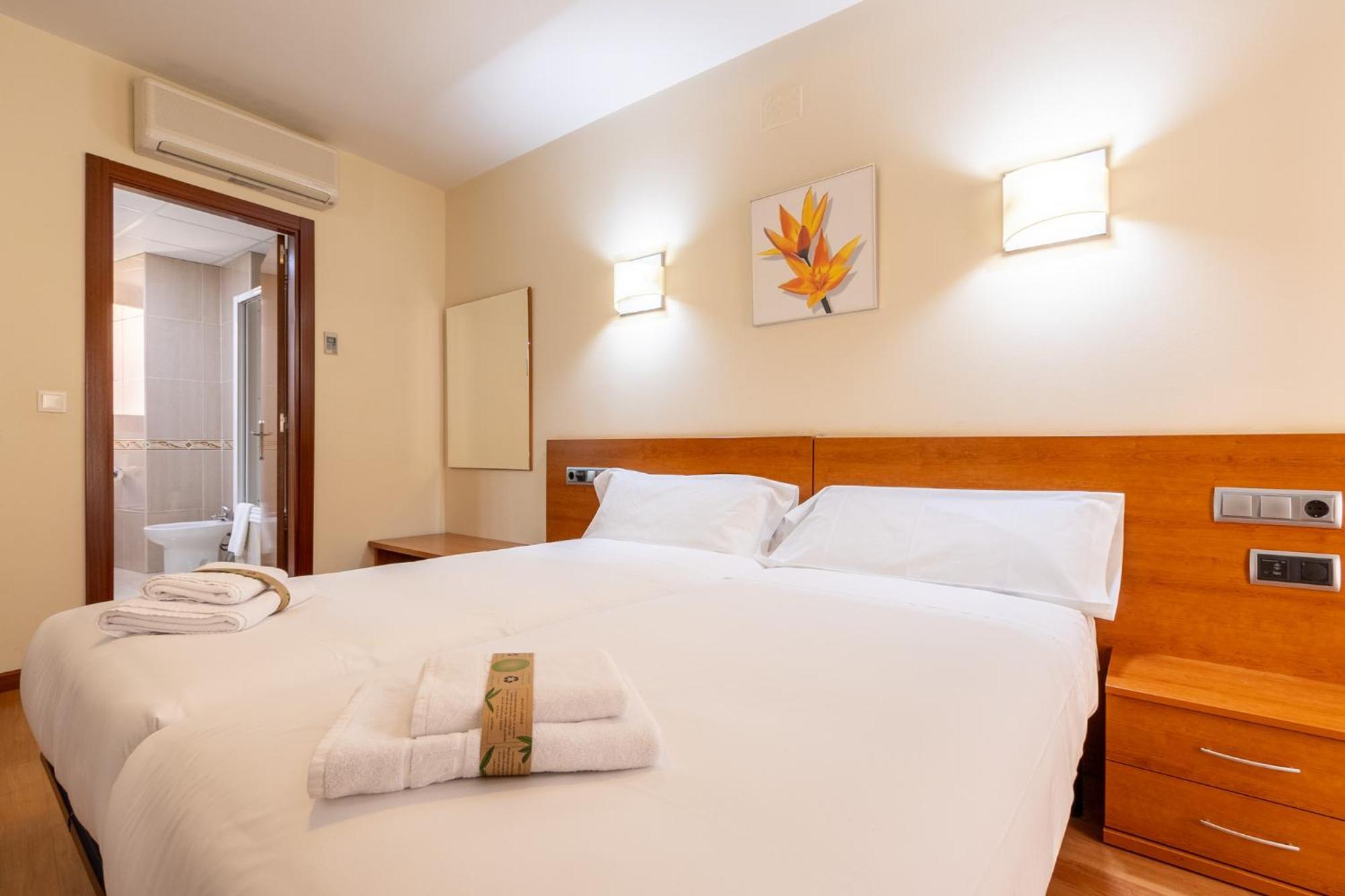 Insidehome Zaravencia Plaza Mayor Toro Exterior photo