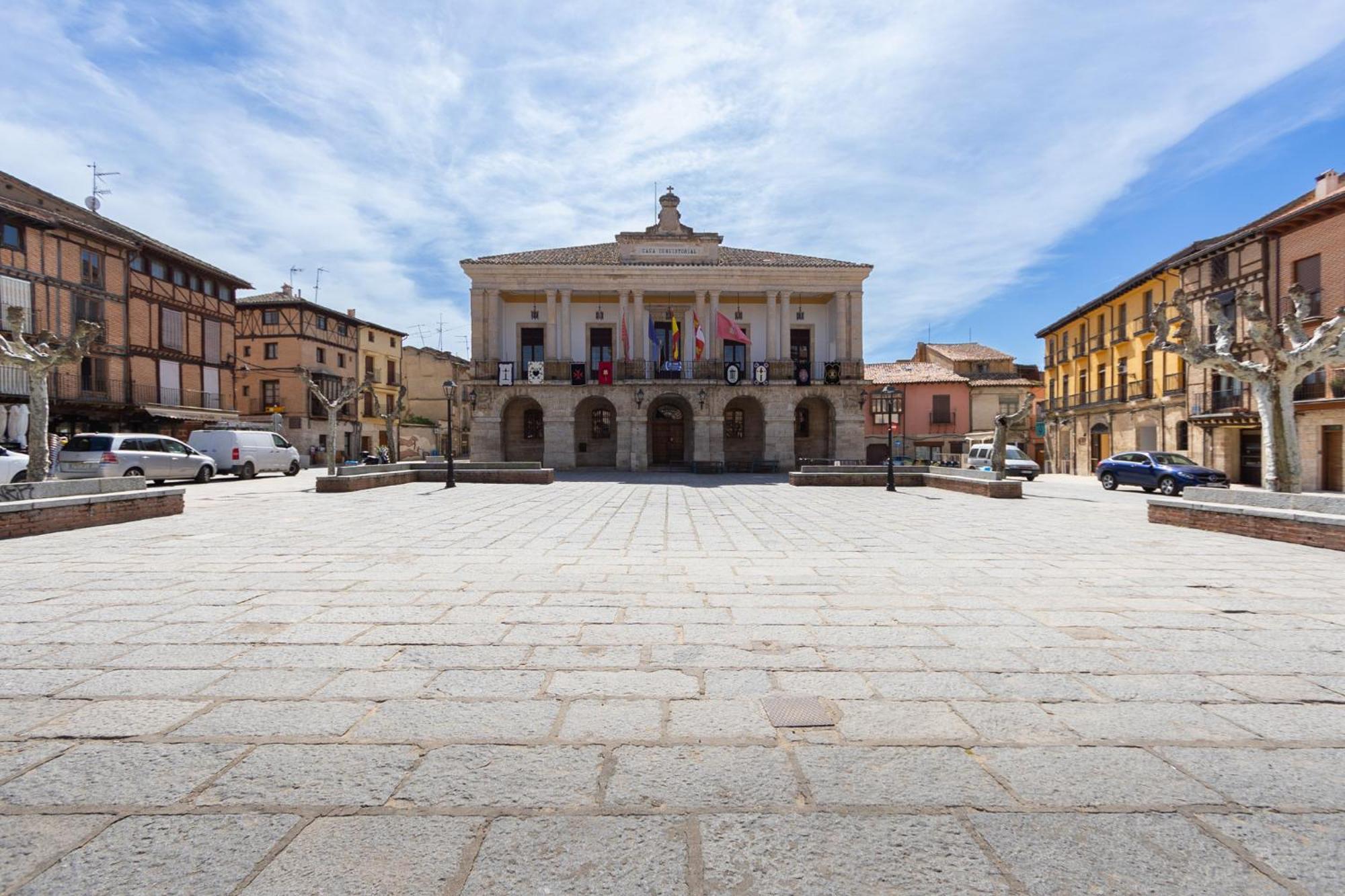 Insidehome Zaravencia Plaza Mayor Toro Exterior photo